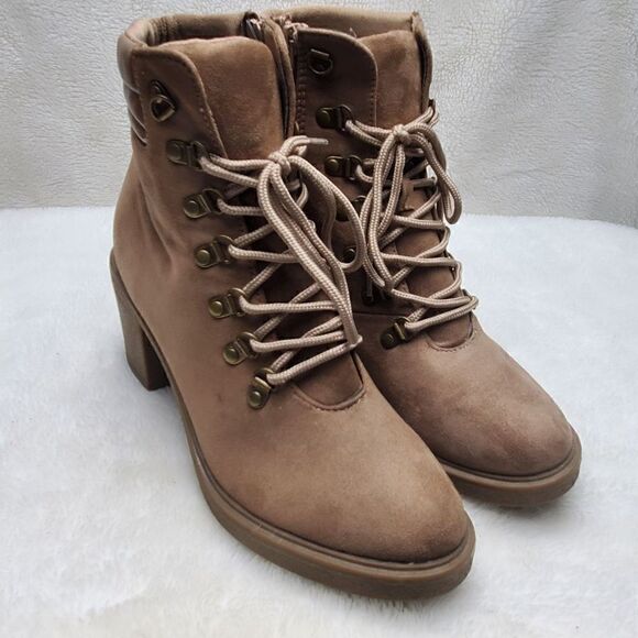 Chunky Boho Lace up Ankle Boots. Suede. Tan. Side zip. 3" heel. Rubber soles and - Picture 4 of 11